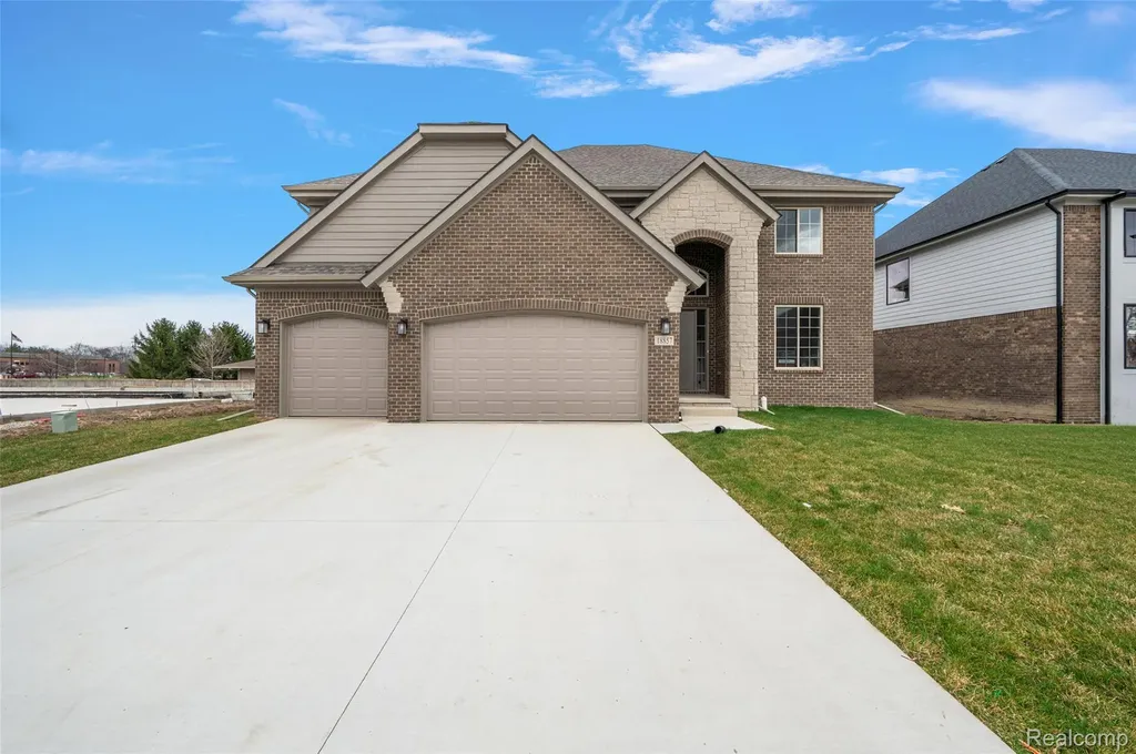 18857 Via Firenze Macomb Township MI 48044