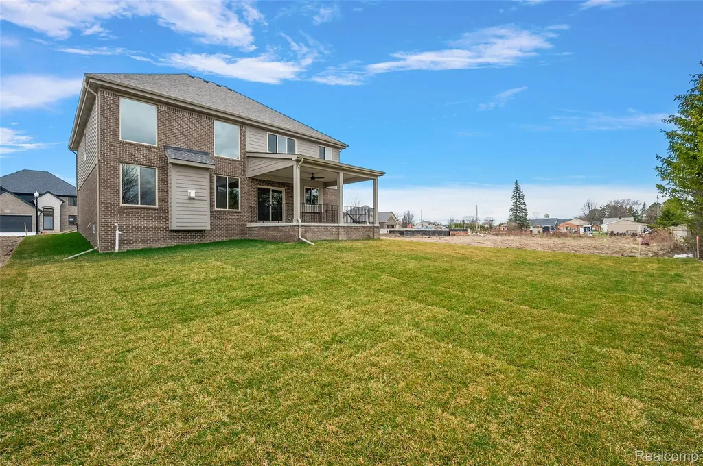 18857 Via Firenze Macomb Township MI 48044