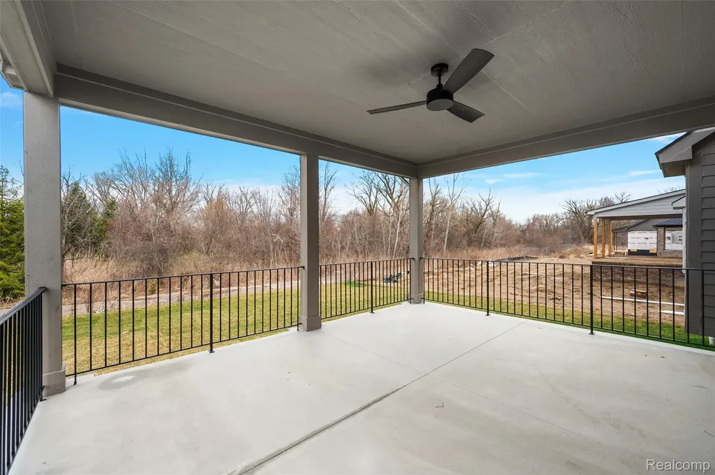 18857 Via Firenze Macomb Township MI 48044