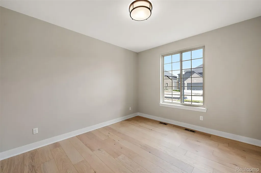 18857 Via Firenze Macomb Township MI 48044