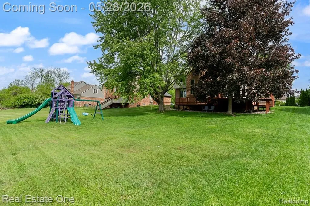 1323 Bembridge Drive Rochester Hills City MI 48307