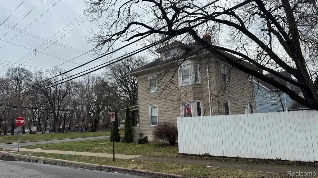 101 N Johnson Street Pontiac City MI 48341