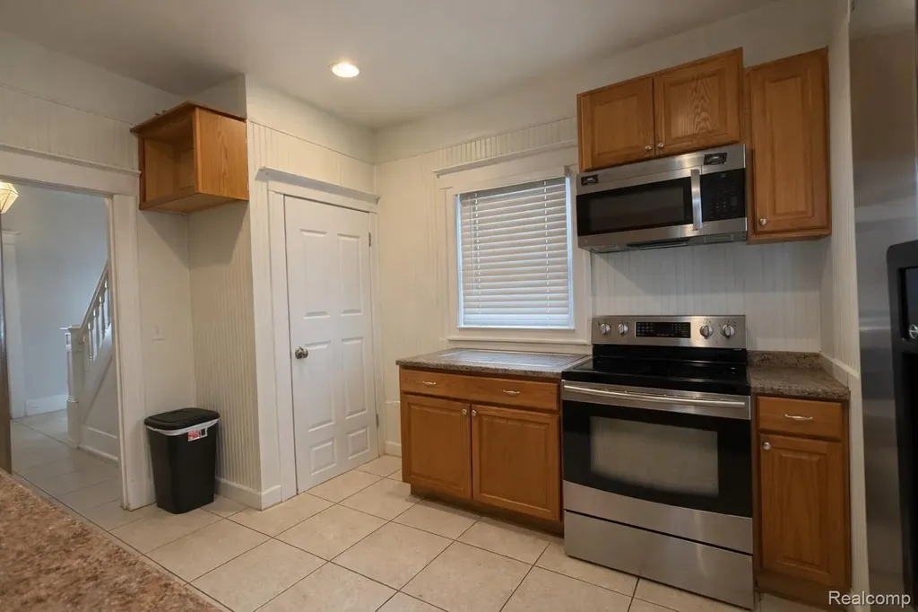 101 N Johnson Street Pontiac City MI 48341