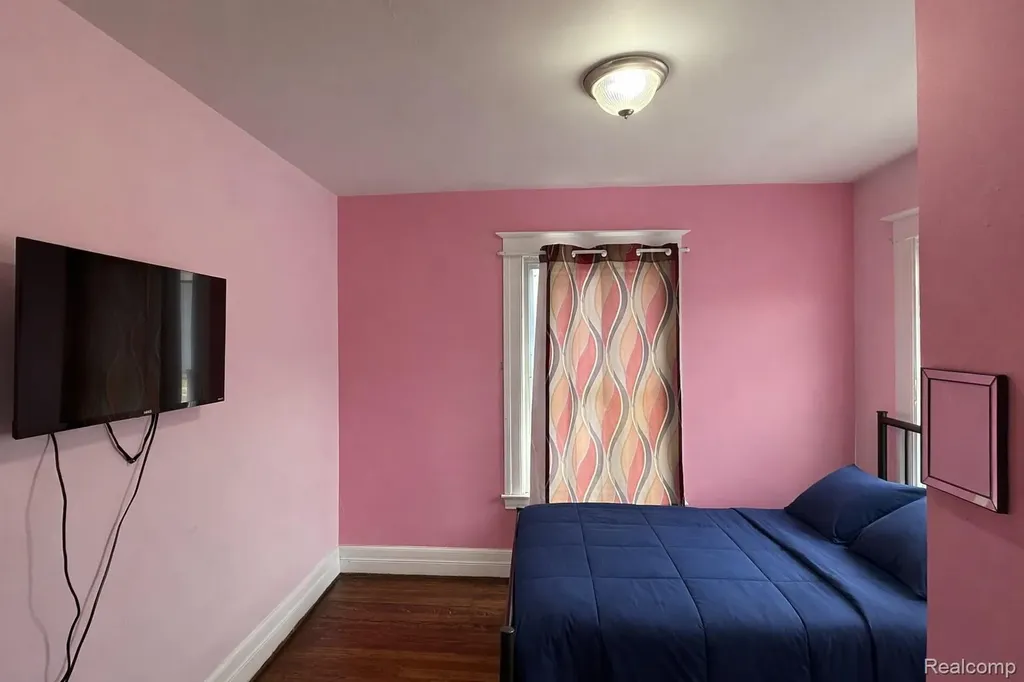 101 N Johnson Street Pontiac City MI 48341