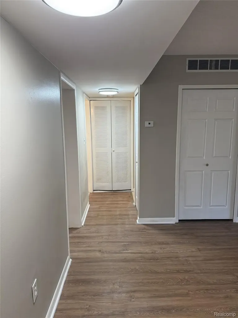 33023 Fargo Street Livonia City MI 48152