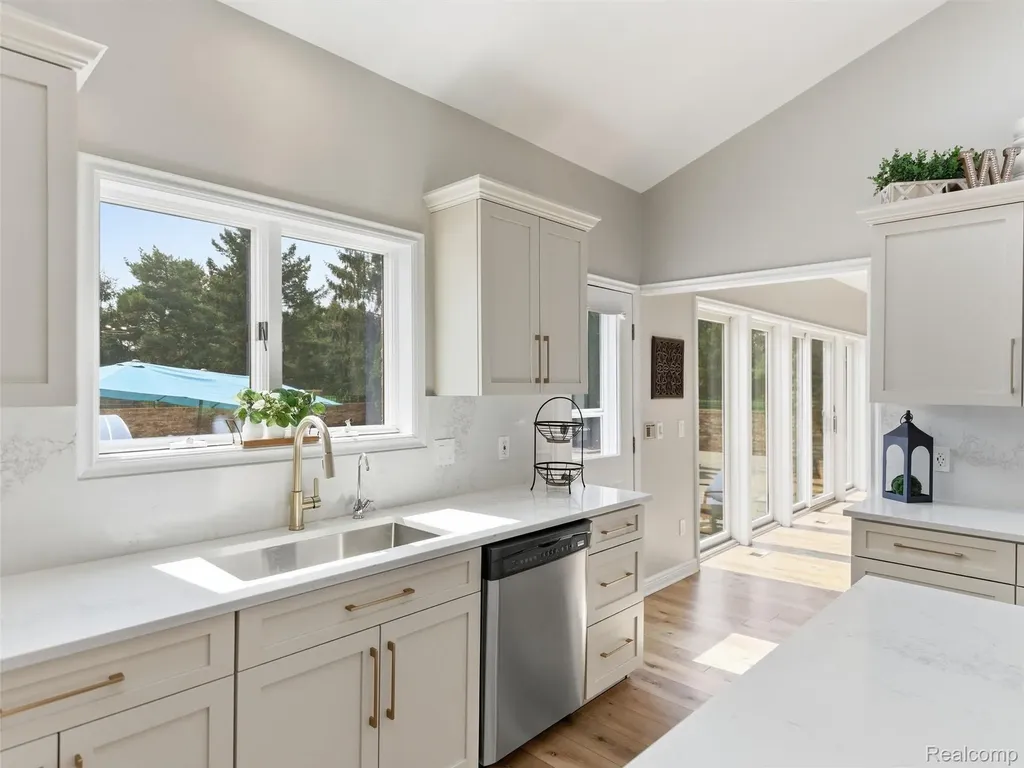4227 Newcastle Drive Orion Charter Township MI 48348