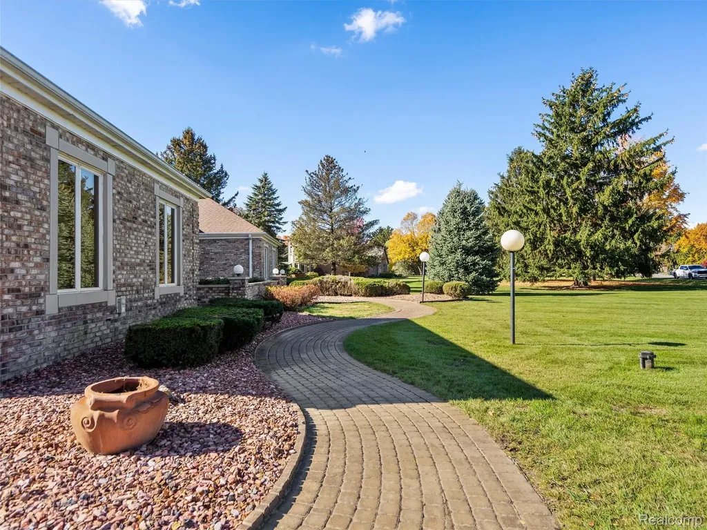 4227 Newcastle Drive Orion Charter Township MI 48348