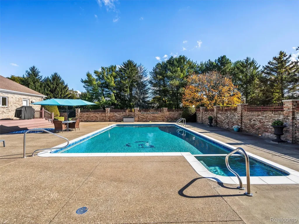 4227 Newcastle Drive Orion Charter Township MI 48348