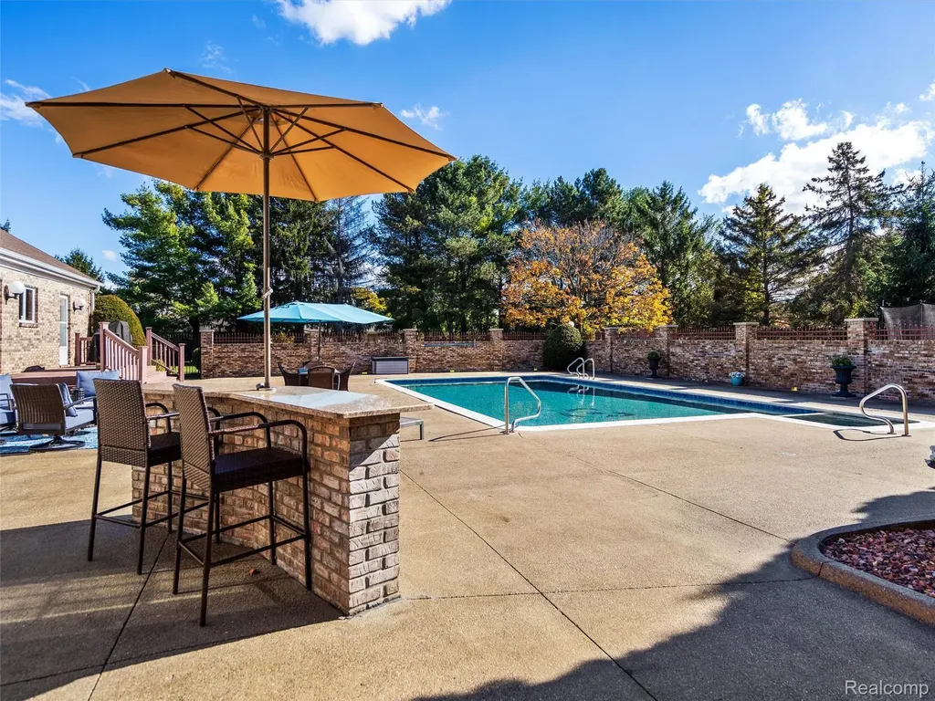 4227 Newcastle Drive Orion Charter Township MI 48348