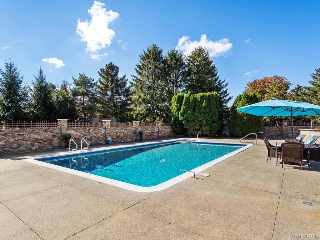 4227 Newcastle Drive Orion Charter Township MI 48348