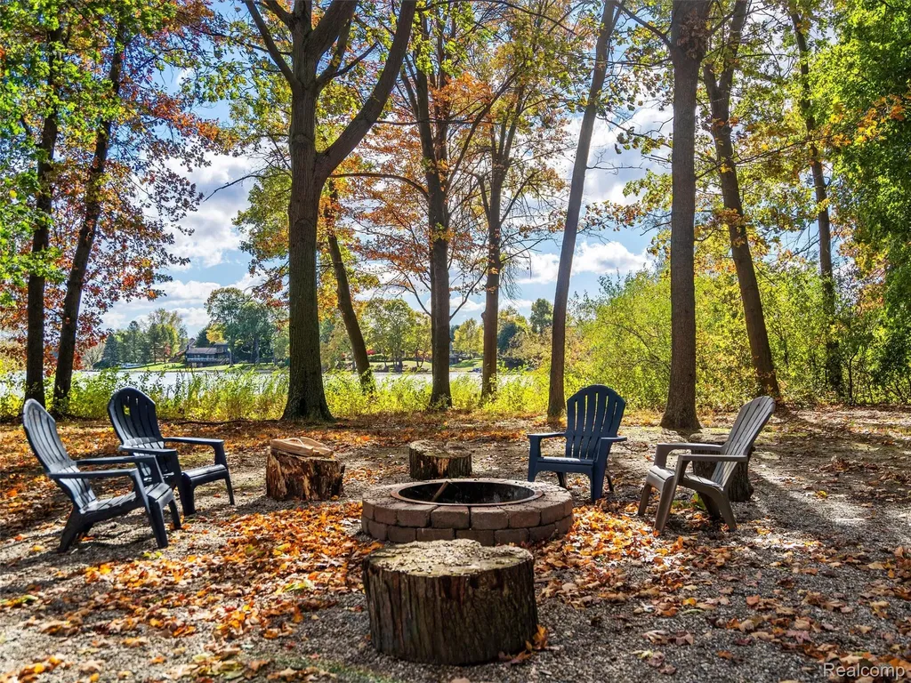 4227 Newcastle Drive Orion Charter Township MI 48348