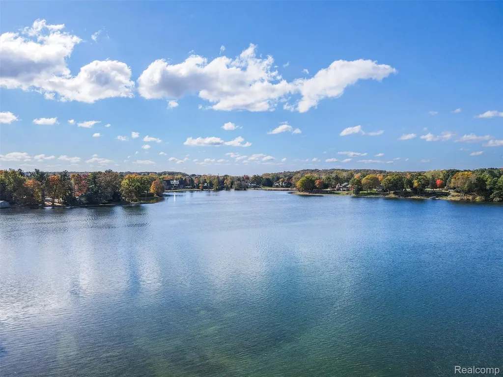 4227 Newcastle Drive Orion Charter Township MI 48348