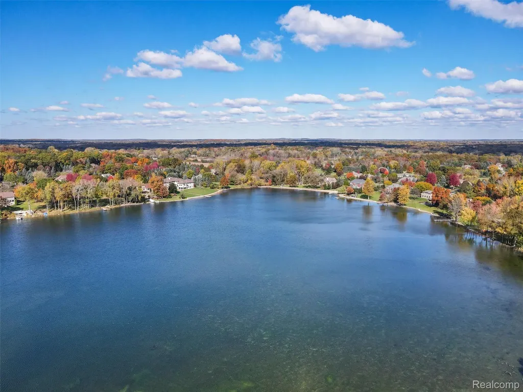 4227 Newcastle Drive Orion Charter Township MI 48348