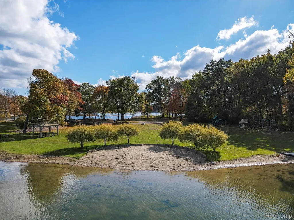 4227 Newcastle Drive Orion Charter Township MI 48348
