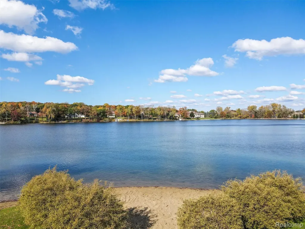 4227 Newcastle Drive Orion Charter Township MI 48348