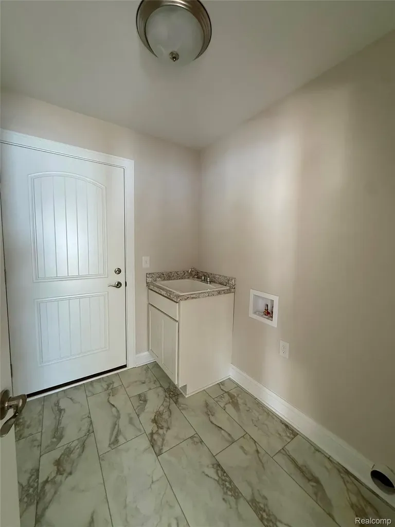 315 Canyon Creek Court Marion Township MI 48843