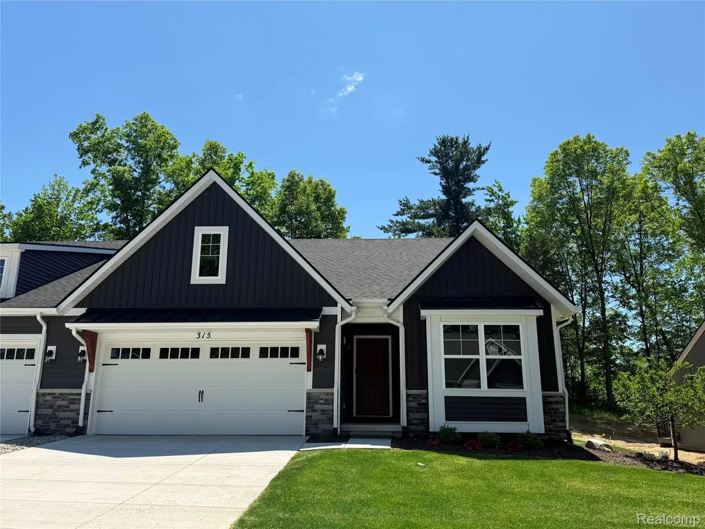 315 Canyon Creek Court Marion Township MI 48843