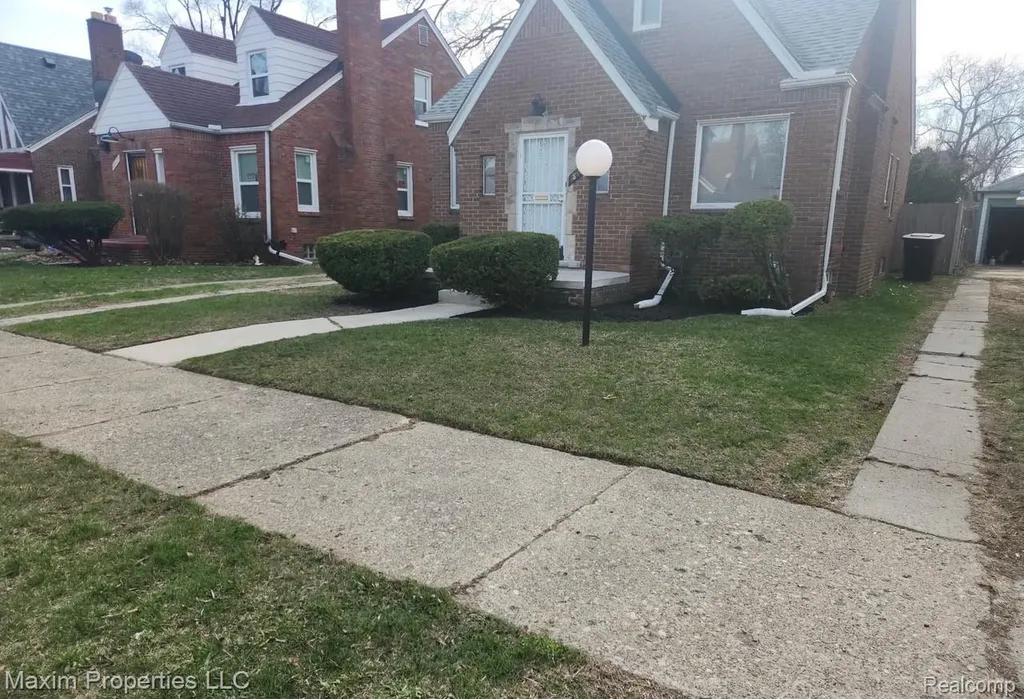 18485 Monte Vista Street Detroit City MI 48221