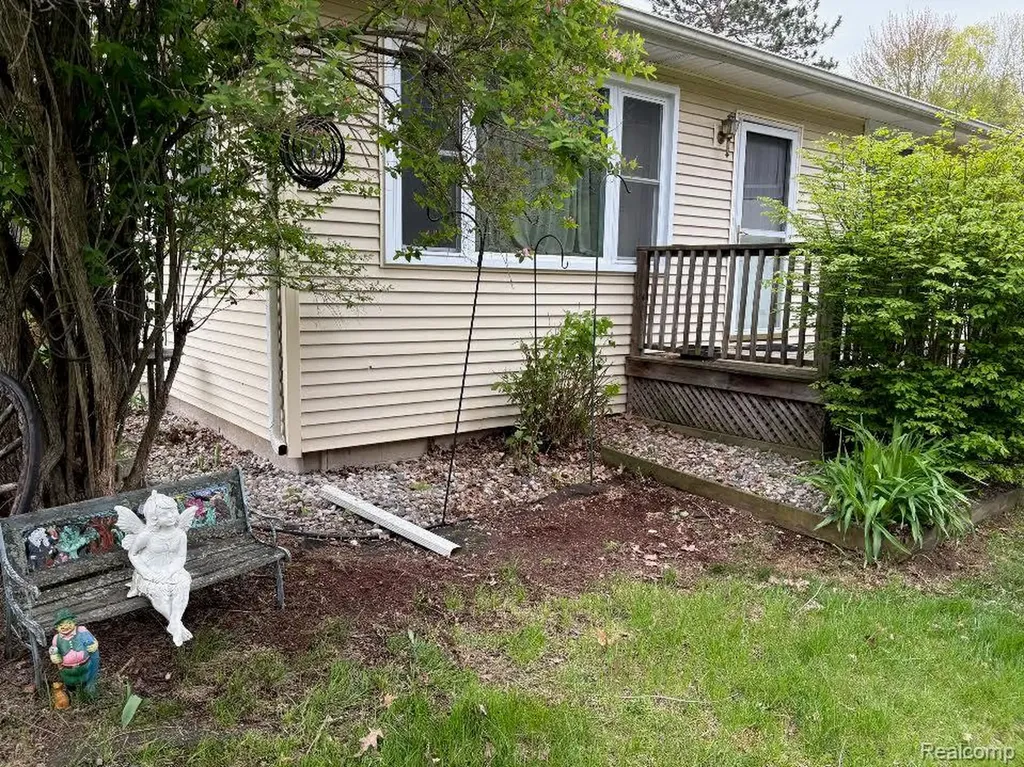 7813 Rookway Road Bridgeport Charter Township MI 48722