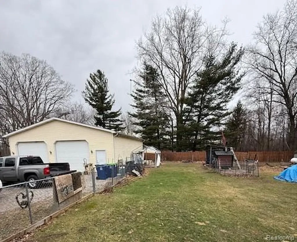 7813 Rookway Road Bridgeport Charter Township MI 48722