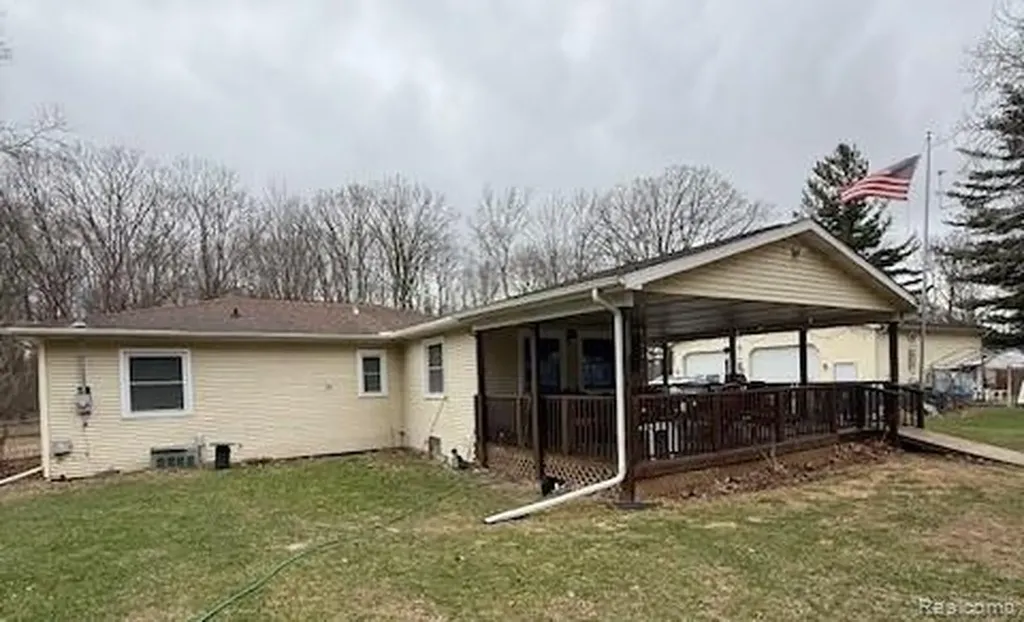 7813 Rookway Road Bridgeport Charter Township MI 48722