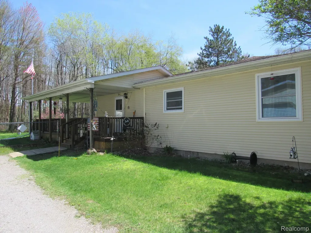 7813 Rookway Road Bridgeport Charter Township MI 48722