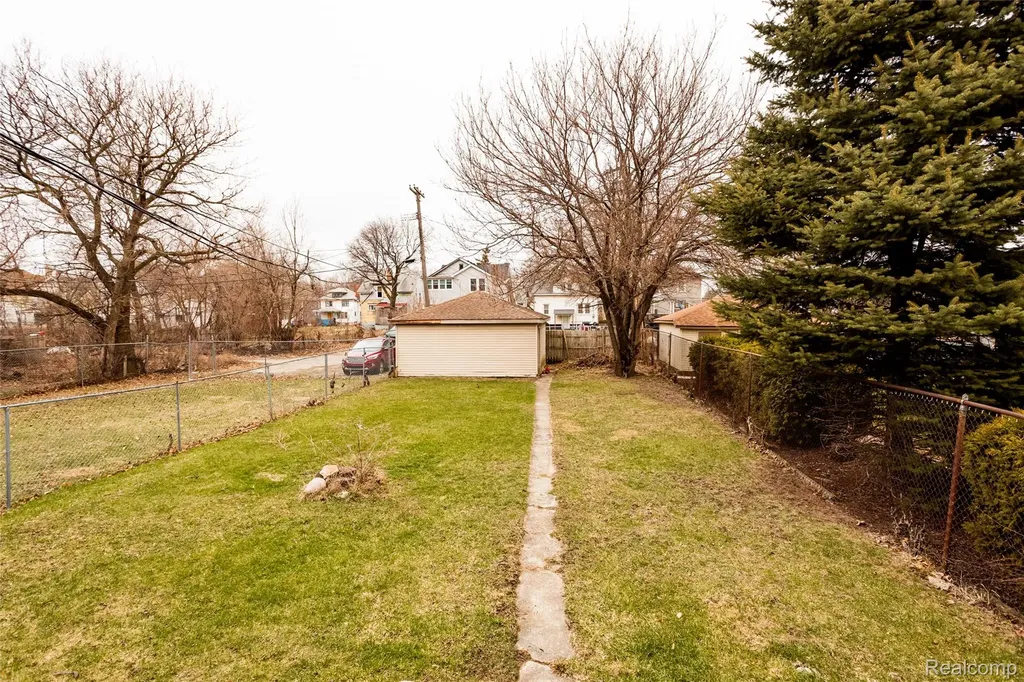 251 California Street Highland Park City MI 48203
