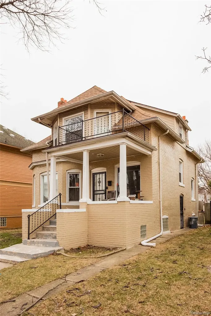 251 California Street Highland Park City MI 48203