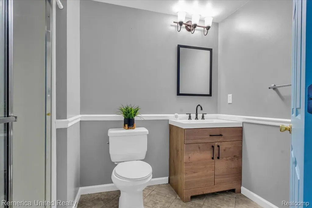 35901 Abbey Court Romulus City MI 48174
