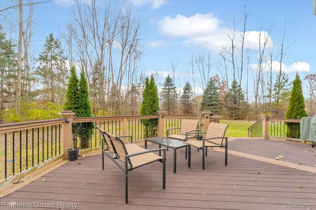 35901 Abbey Court Romulus City MI 48174