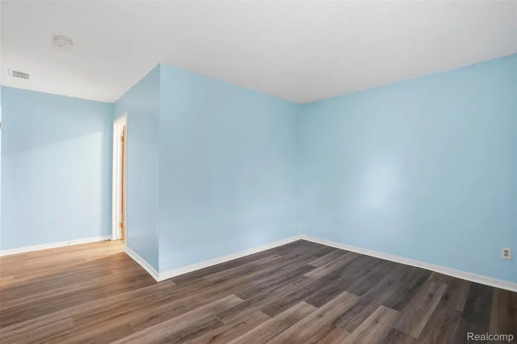 1028 Carlton Drive York Charter Township MI 48160