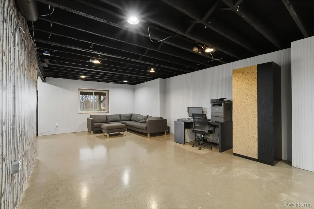 2929 Acorn Lane Genoa Township MI 48843