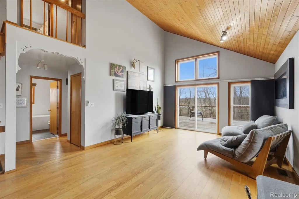 2929 Acorn Lane Genoa Township MI 48843