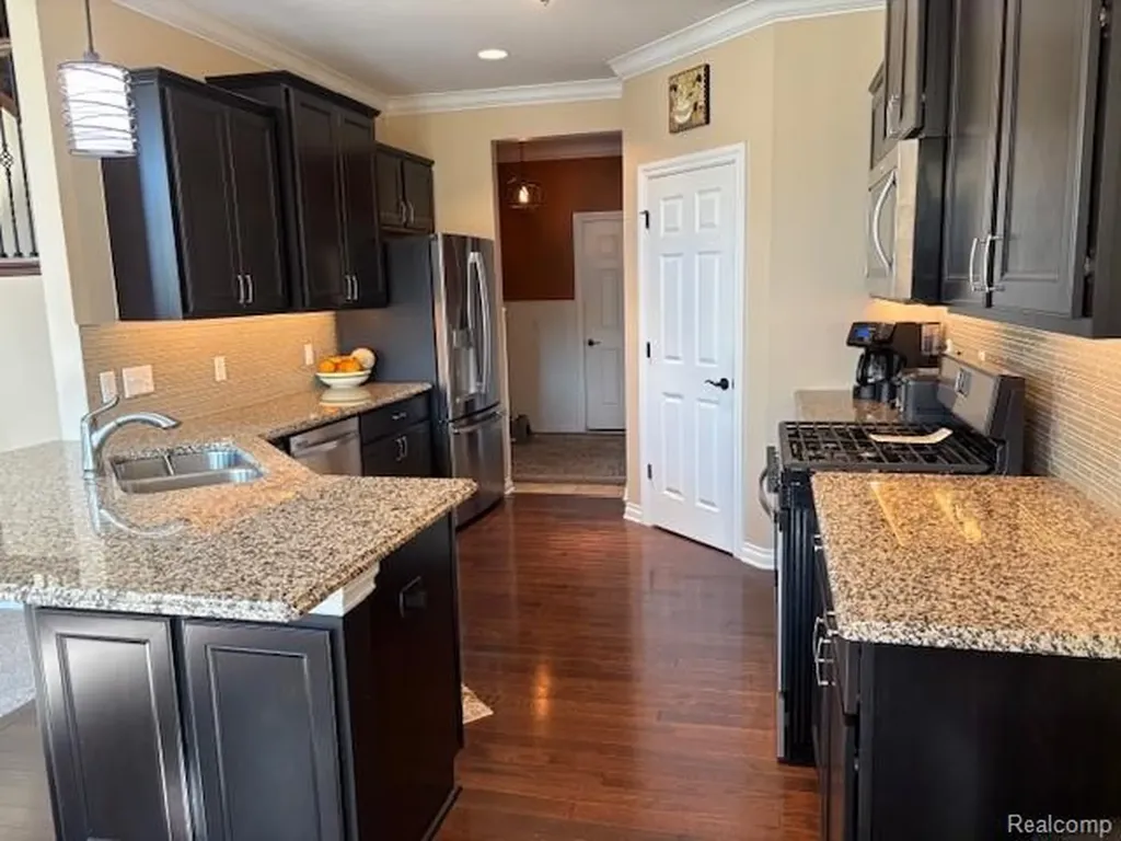 57293 Windmill Point Lyon Charter Township MI 48165