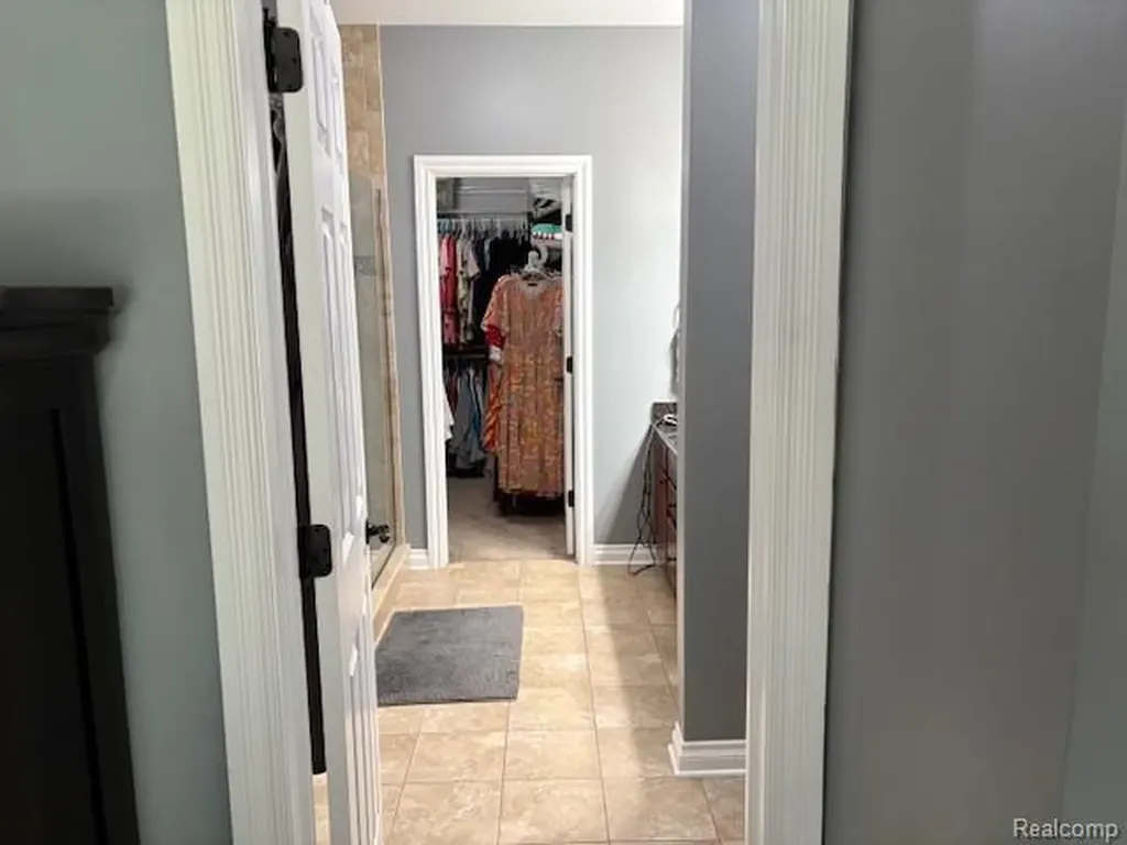 57293 Windmill Point Lyon Charter Township MI 48165