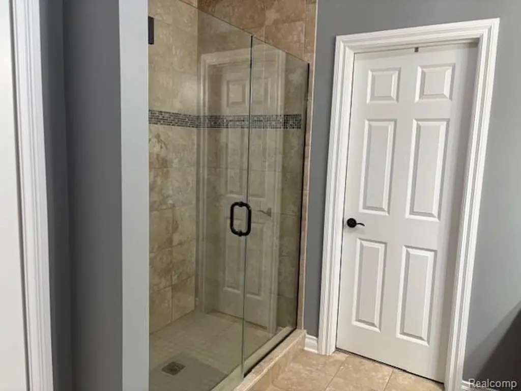 57293 Windmill Point Lyon Charter Township MI 48165