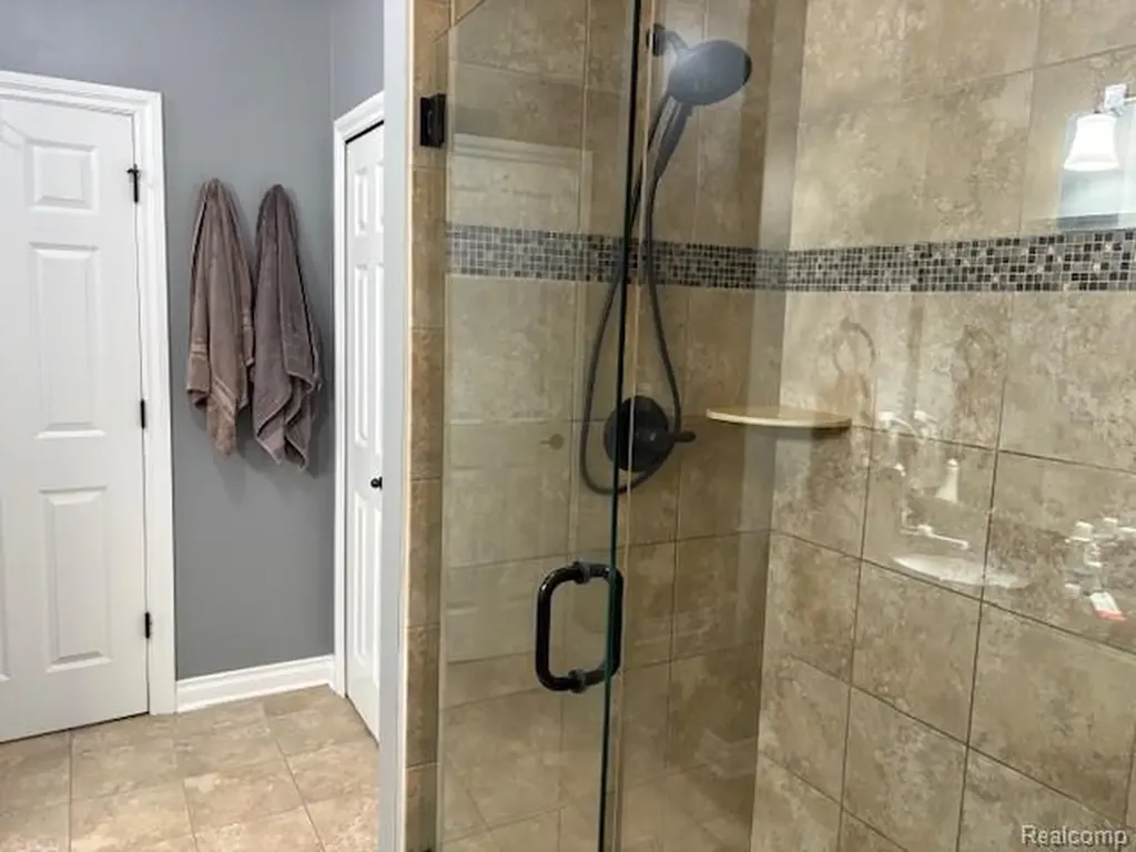 57293 Windmill Point Lyon Charter Township MI 48165