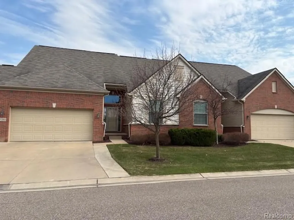 57293 Windmill Point Lyon Charter Township MI 48165