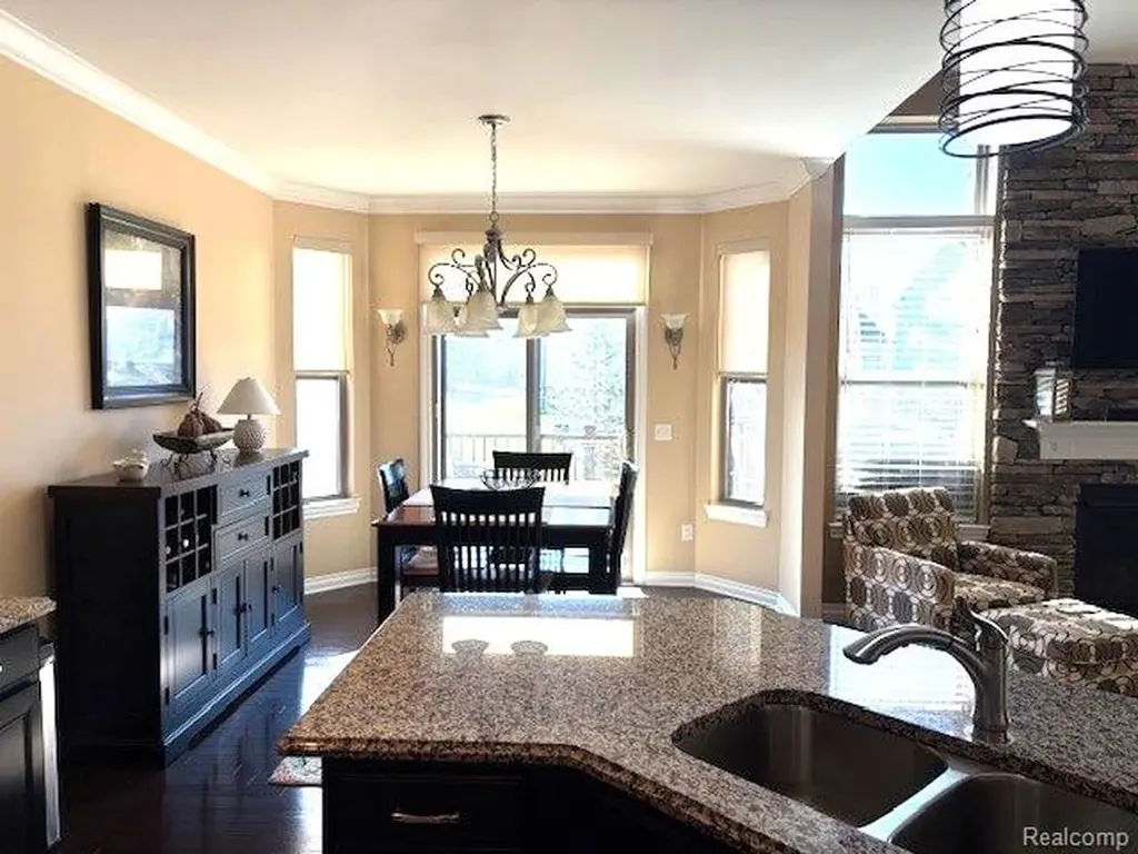 57293 Windmill Point Lyon Charter Township MI 48165