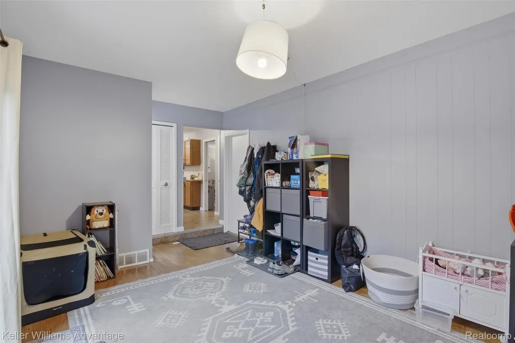 8610 Buffalo Drive Commerce Charter Township MI 48382