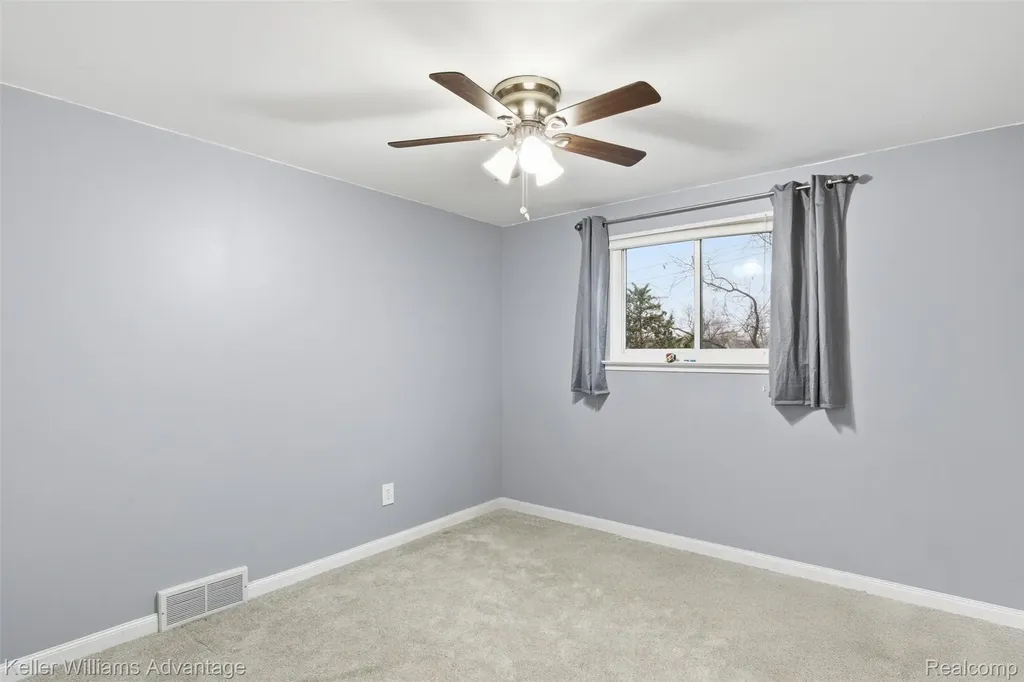 8610 Buffalo Drive Commerce Charter Township MI 48382