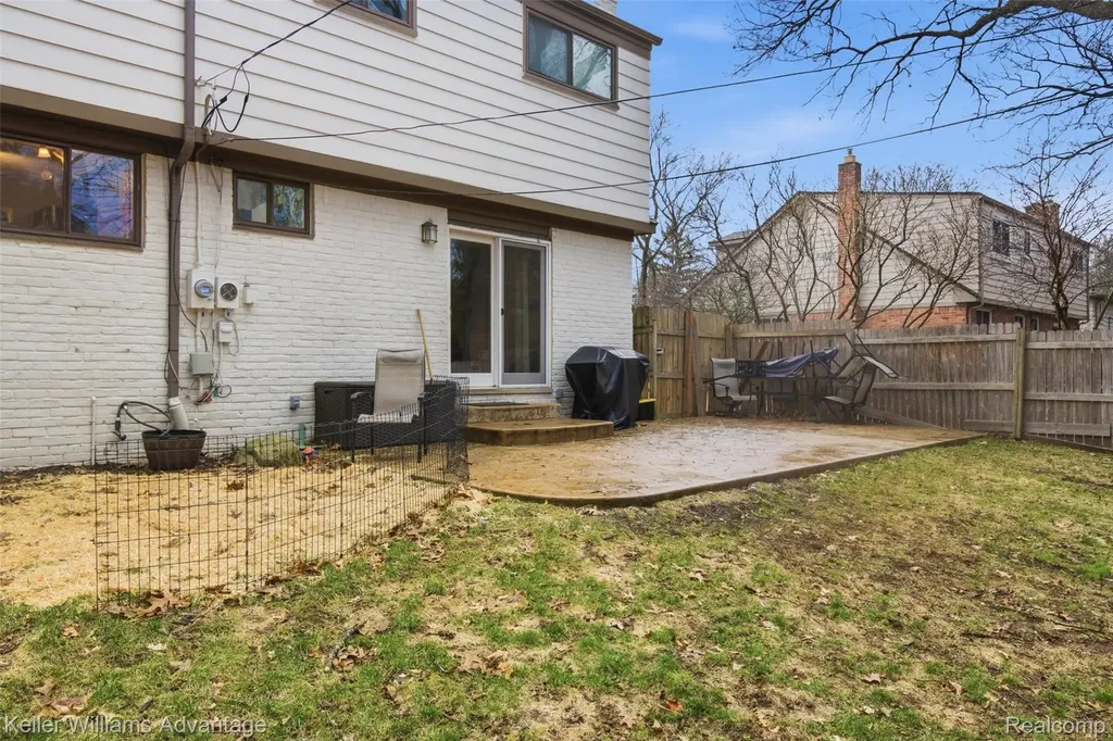 8610 Buffalo Drive Commerce Charter Township MI 48382