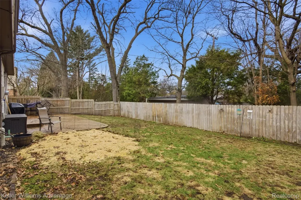 8610 Buffalo Drive Commerce Charter Township MI 48382