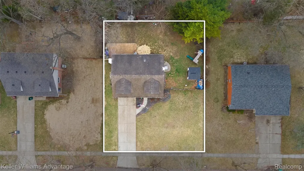 8610 Buffalo Drive Commerce Charter Township MI 48382