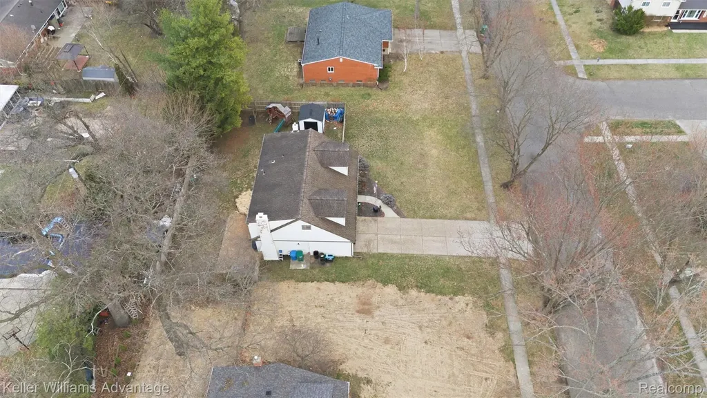 8610 Buffalo Drive Commerce Charter Township MI 48382