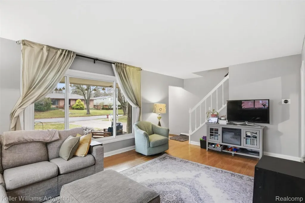 8610 Buffalo Drive Commerce Charter Township MI 48382