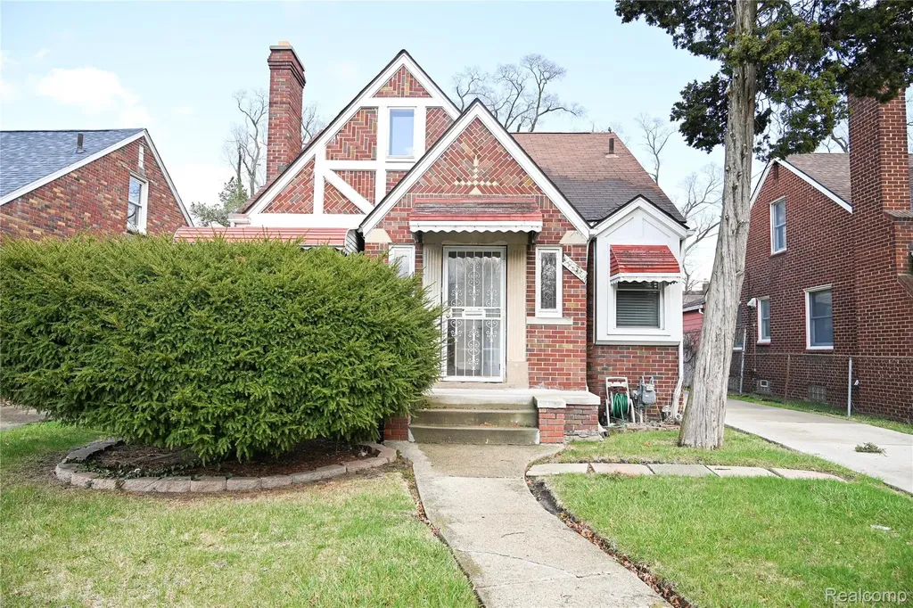 19330 Tracey Street Detroit City MI 48235