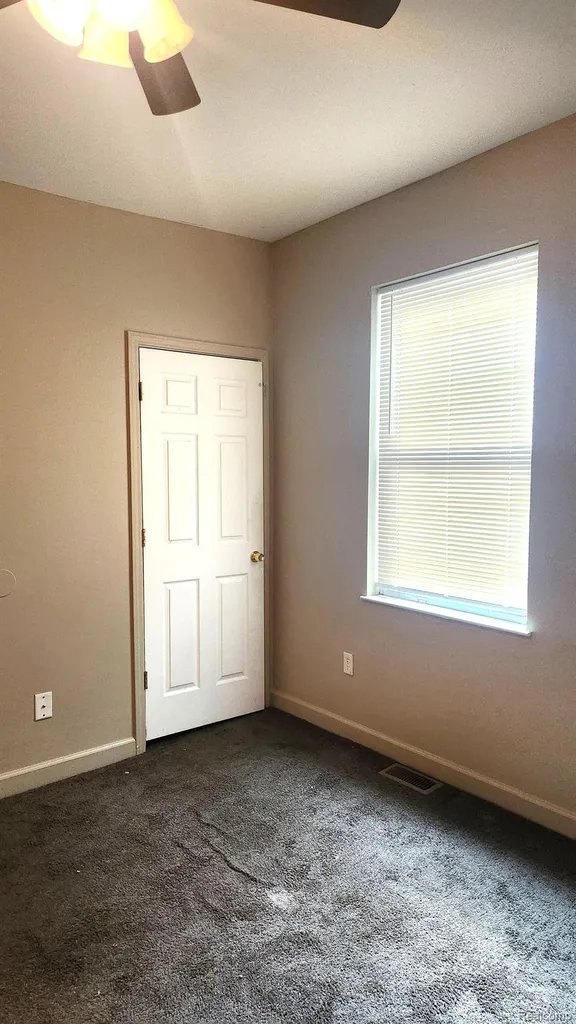 98 Eldredge Street Mt. Clemens City MI 48043