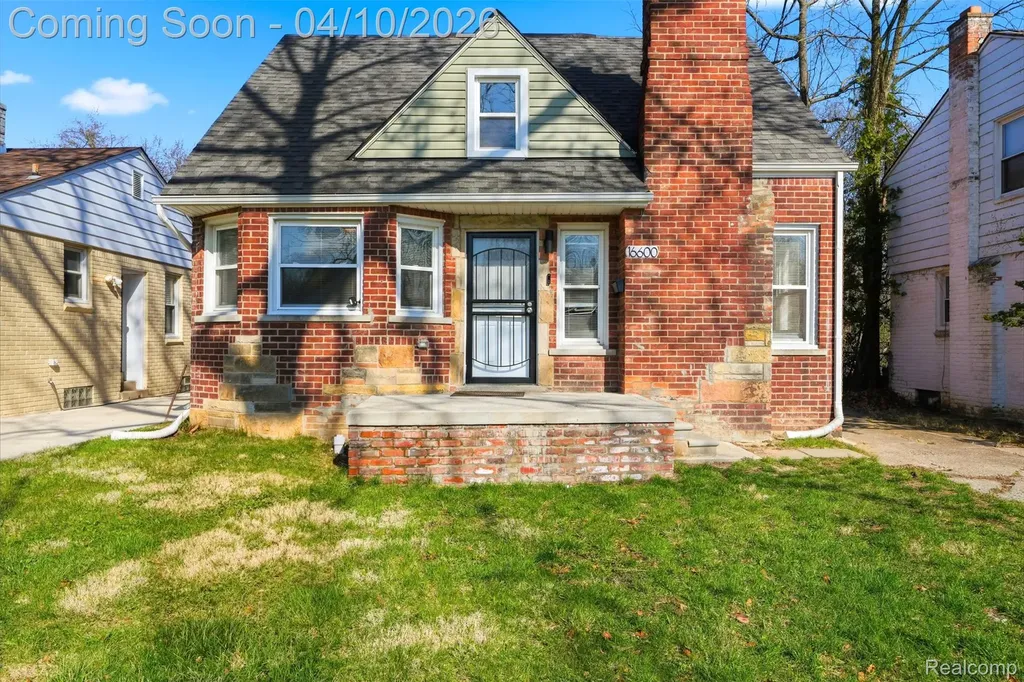 16600 Avon Avenue Detroit City MI 48219