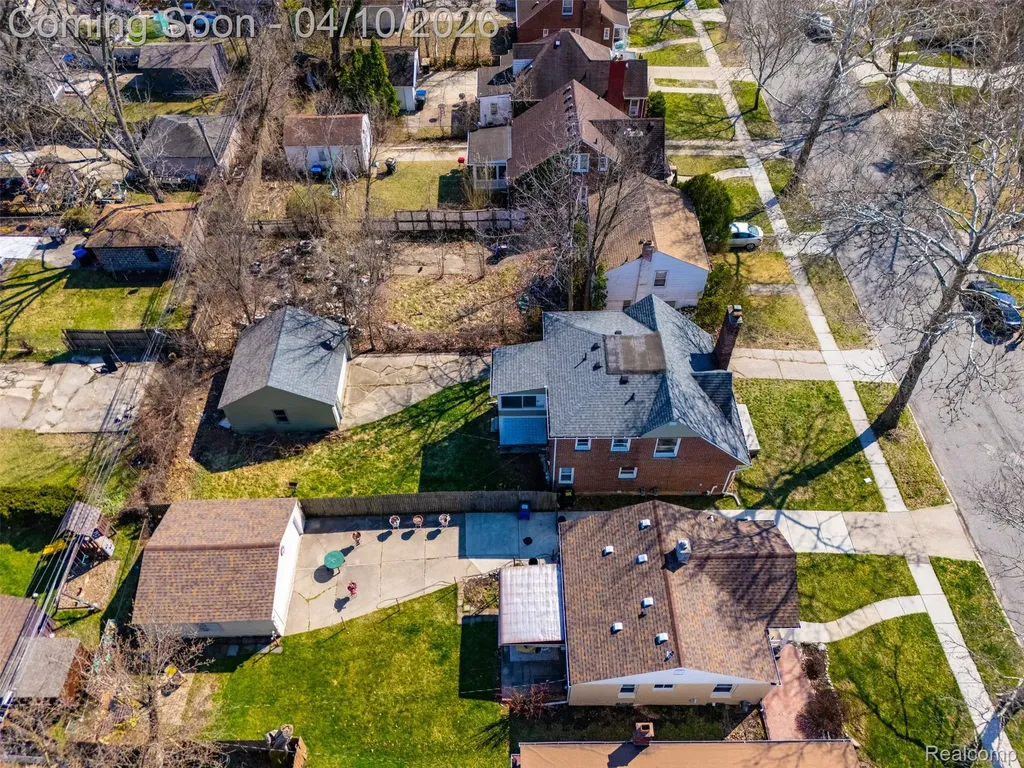16600 Avon Avenue Detroit City MI 48219